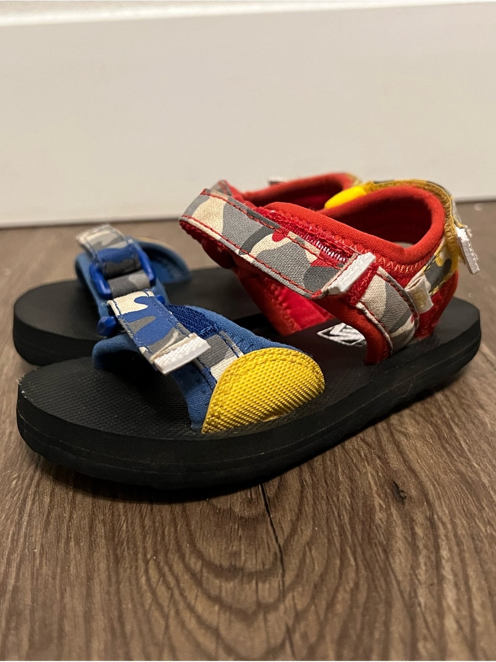 Vans Kids Multi-Color Camo Strappy Sandals - Blue, Red & Yellow